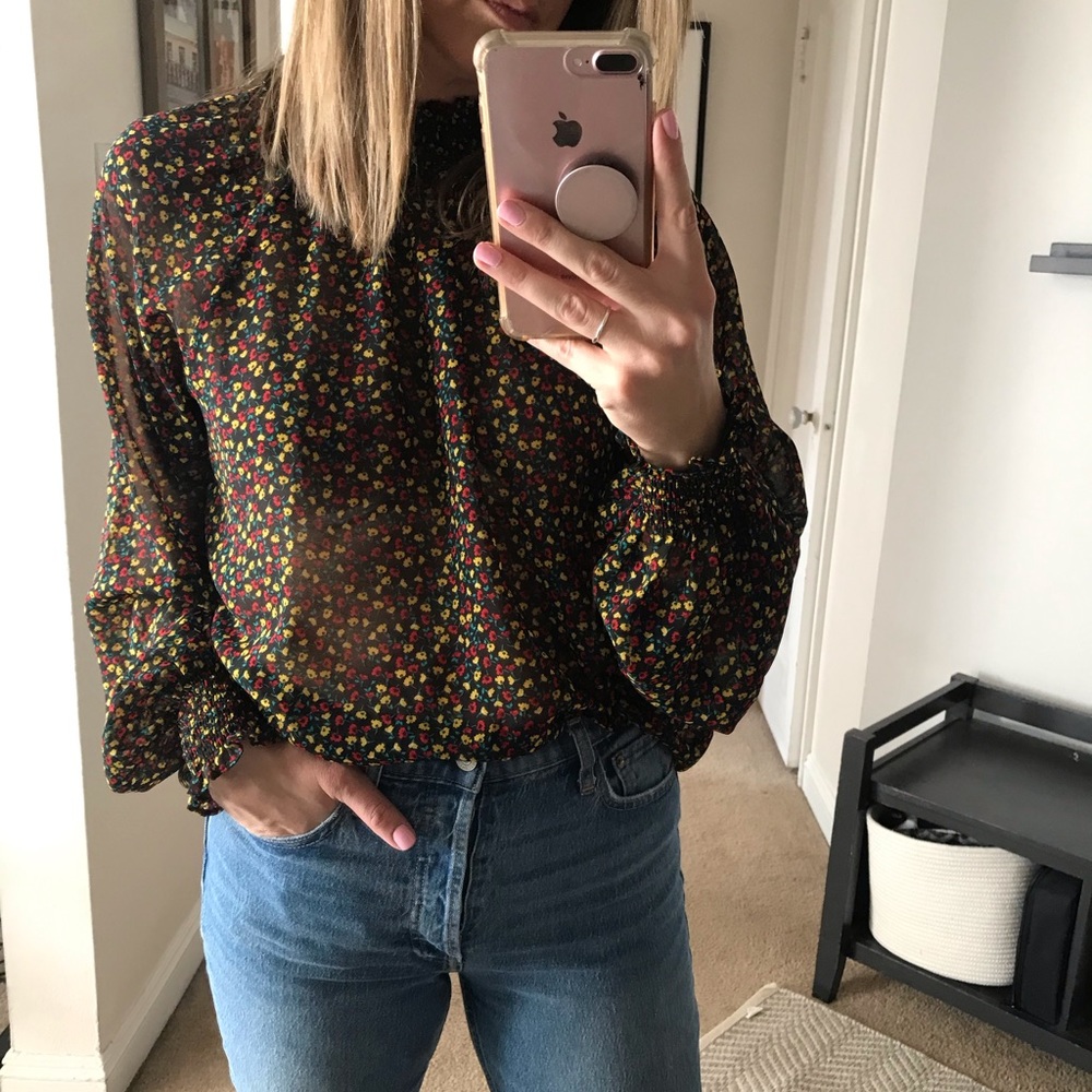 Chiffon bishop sleeve blouse